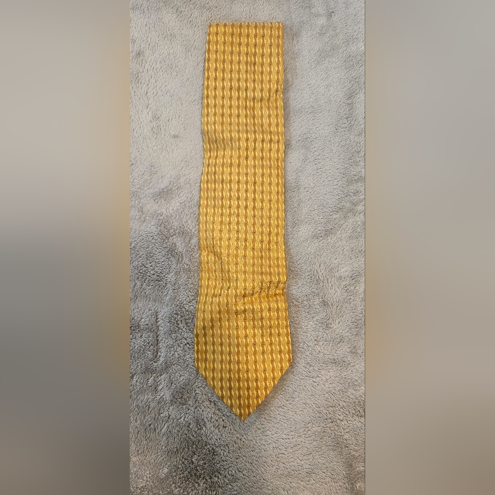 SAVOY TAYLORS GUILD Adult Gold Necktie